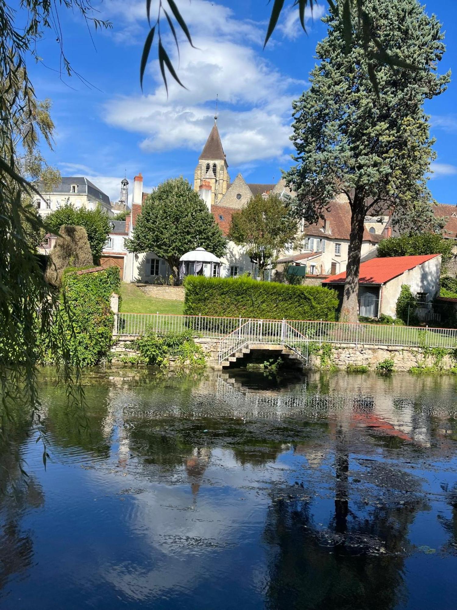 La Confiserie , Vierzon , Proche Gare , Tout Confort ภายนอก รูปภาพ